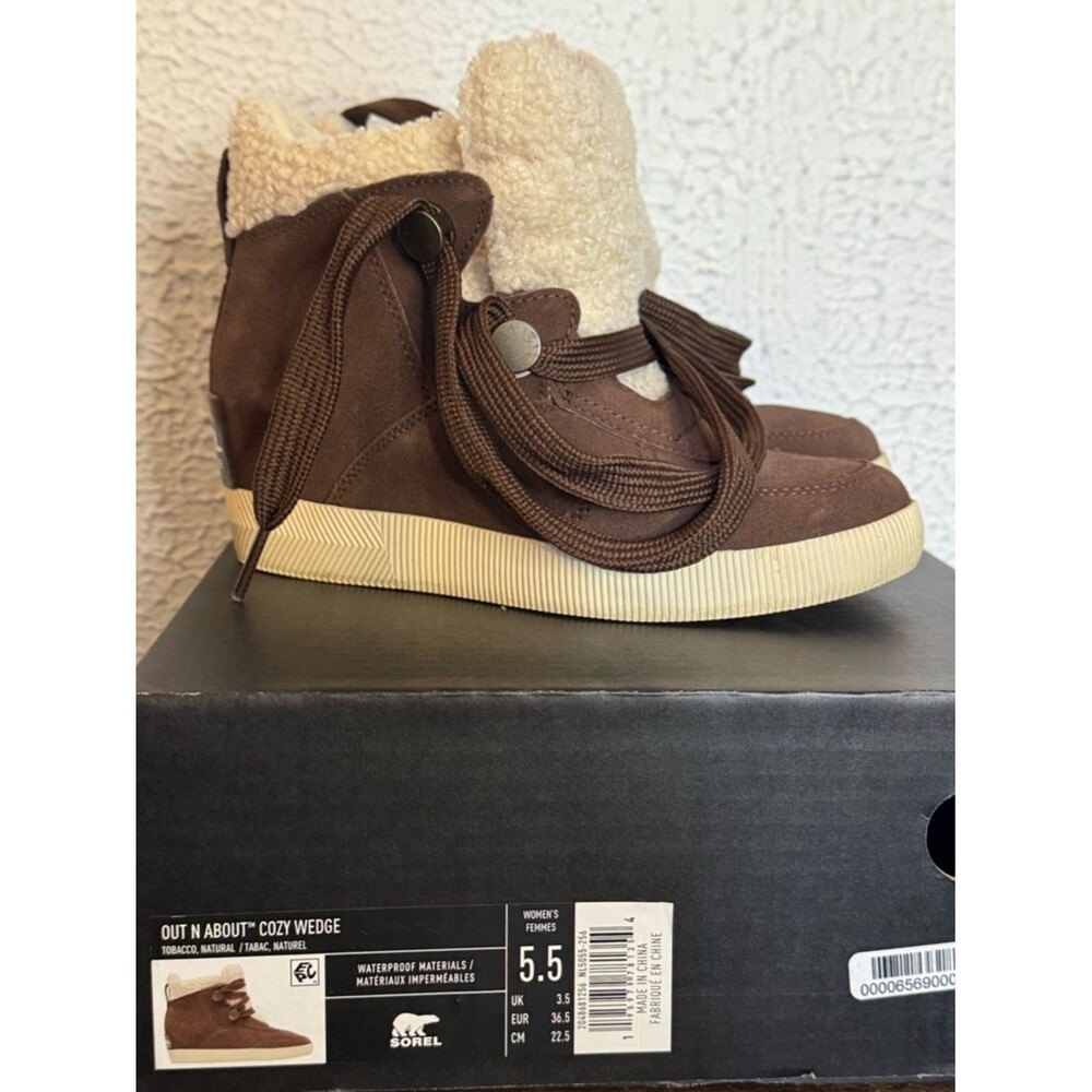 Sorel Brown Wedge Boots with Cream Sherpa Collar